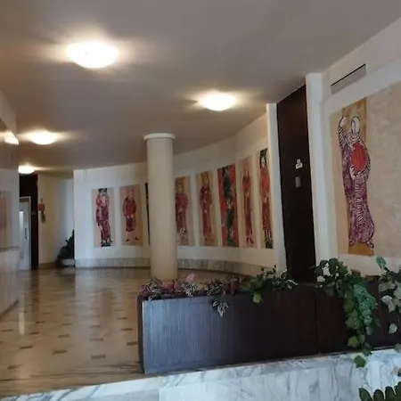 Letizia Vista Mare-wi-fi-box Auto Incluso Appartement