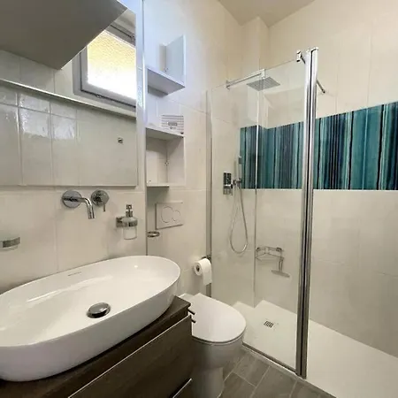 Letizia Vista Mare-wi-fi-box Auto Incluso Appartement *