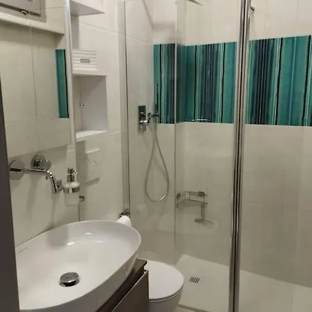 Apartamento Letizia Vista Mare-wi-fi-box Auto Incluso San Remo