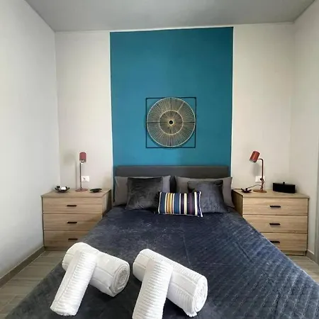 Apartment Letizia Vista Mare-wi-fi-box Auto Incluso *