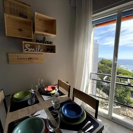 Apartman Letizia Vista Mare-wi-fi-box Auto Incluso *