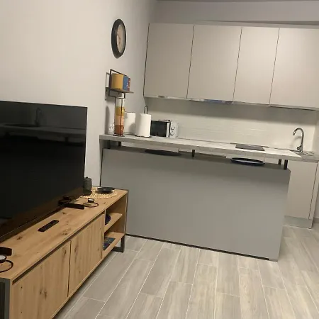 Apartment Letizia Vista Mare-wi-fi-box Auto Incluso *