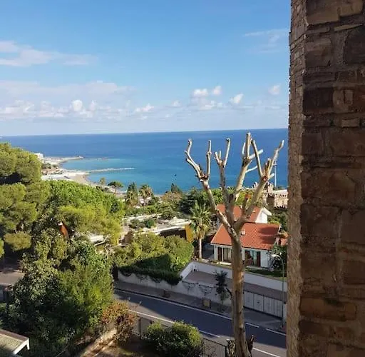 Apartamento Letizia Vista Mare-wi-fi-box Auto Incluso *